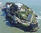 File:Alcatraz Island, helicopter view.jpg - Wikimedia Commons
