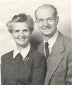 Formal portrait of Ava Helen and Linus Pauling. 1950s. - Pictures and ...