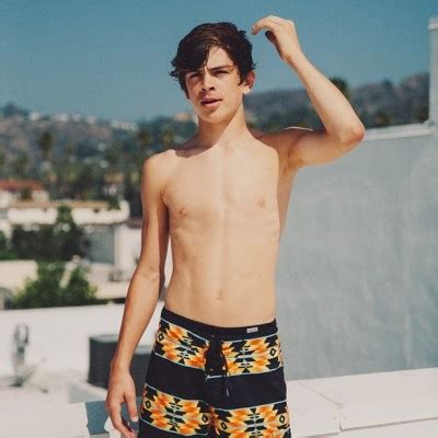 Shirtless Hayes Grier Tumbex