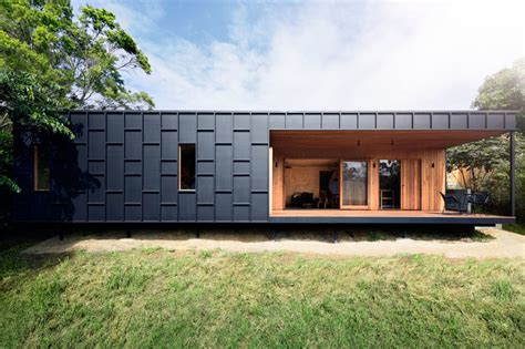 House Siding Ideas This Modern House Was Clad In Black