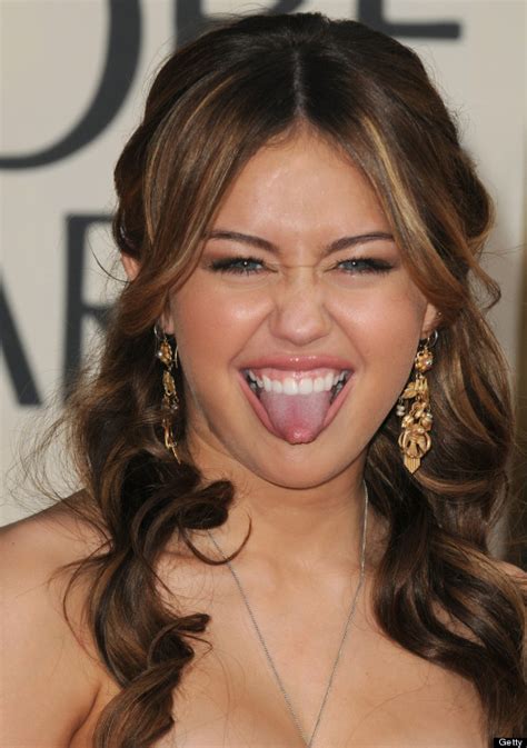 Miley Cyrus Cant Seem To Keep Her Tongue In Her Mouth Photos Huffpost