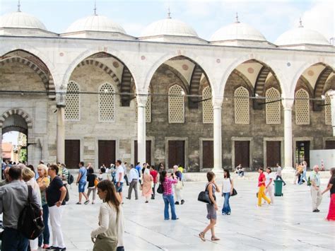 Istanbul Blue Mosque And Hagia Sophia Guided Tour W Tickets Getyourguide