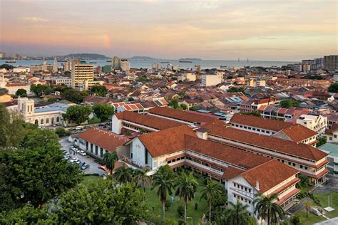 Travelling to penang, malaysia resolves a short term solution and will give you 60 days on a tourist visa which can be extended another 30 days in koh samui, for a grand total of 90 days in thailand. Penang Travel Hotels Resorts Tourist Attractions @ Malaysia