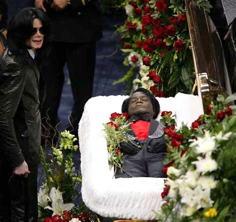 Michael Jackson Pays His Respects At James Browns Funeral Dec 30 2006