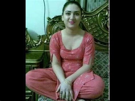 Pathan Girl Singing Pashto Mast Tapay Very 2016 YouTube