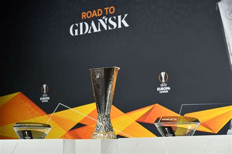 The uefa europa league (abbreviated as uel) is an annual football club competition organised by the union of european football associations (uefa) for eligible european football clubs. Europa League: Cómo y cuándo se jugarán las semifinales ...