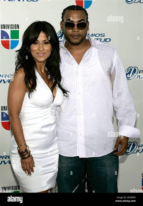 Don Omar R And Jackie Guerrido Arrive For The Premios Juventud