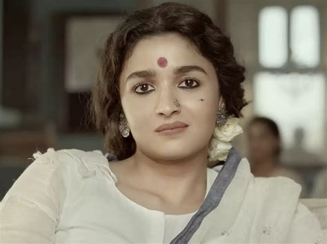 The First Reviews Of Alia Bhatts Gangubai Kathiawadi Are Out And
