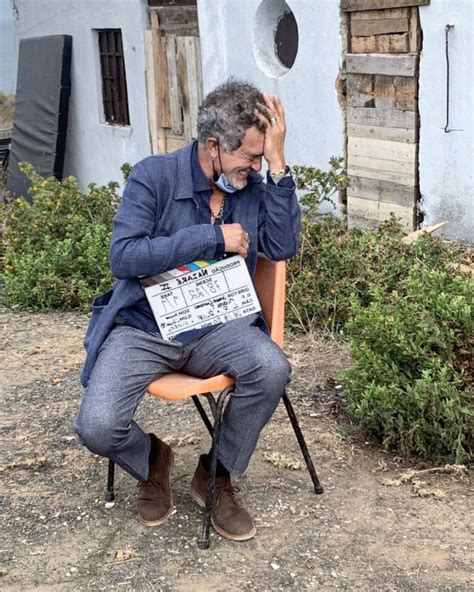 O ator rogério samora, de 62 anos, sofreu uma paragem cardiorrespiratória durante as gravações da novela 'amor amor'. Rogério Samora atira-se à SIC e denuncia pressão em Nazaré ...