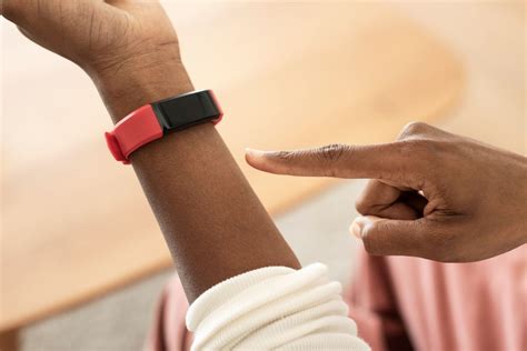 The Rise Of Wearable Technology In The Healthcare Sector Digital Salutem