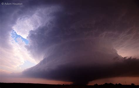 Sunday With A Scientist To Explore The World Of Extreme Weather May 15 College Of Journalism