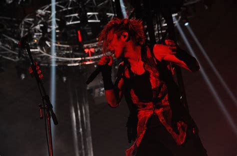 Acid Black Cherry、5周年のアニバーサリーイヤーを締めくくるツアーの東京公演を激アツレポート ライブレポート