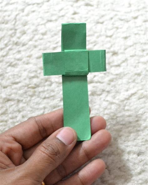How To Make A Super Simple Palm Cross Heres Where You Start To Make