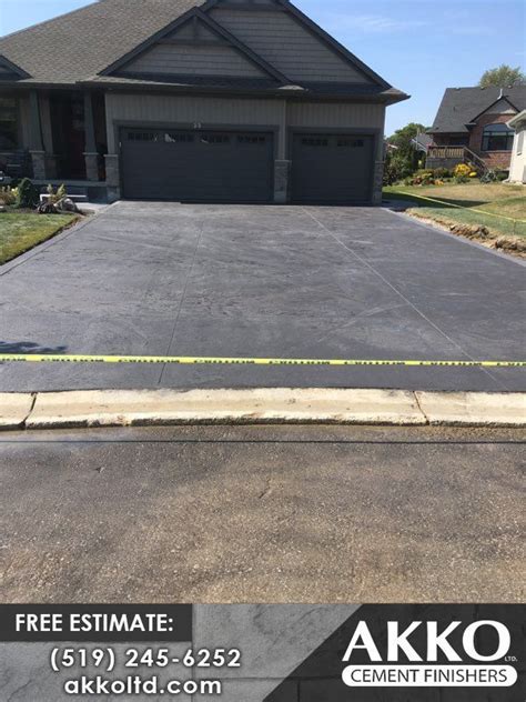 Coloured Driveway With Borders 🚘 Our Concrete Driveways Are Beautiful