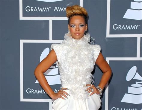 2010 From Rihannas Grammy Looks Through The Years E News