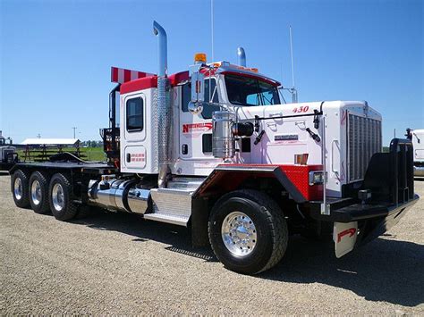 Northwell Oilfield Hauling 09 Inc Alberta Canada Heavy Duty Trucks