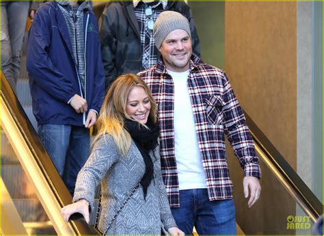 Hilary Duff Sex Is Definitely Different Photo 2777128 Hilary Duff Mike Comrie Photos
