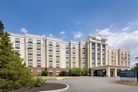 Hotels In Newark Nj Springhill Suites Newark Liberty Airport