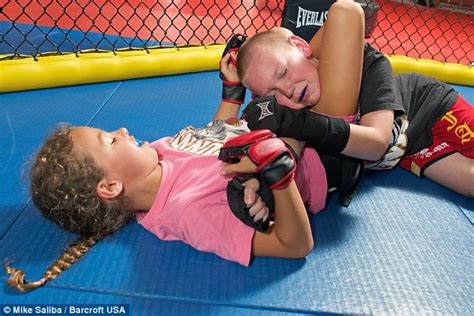 mma tennessee sisters who spend spare time learning to reduce opponents to agony daily mail online