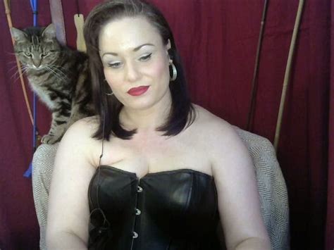 The Cristal Domme That Moment When You Show Your Pussy On Cam