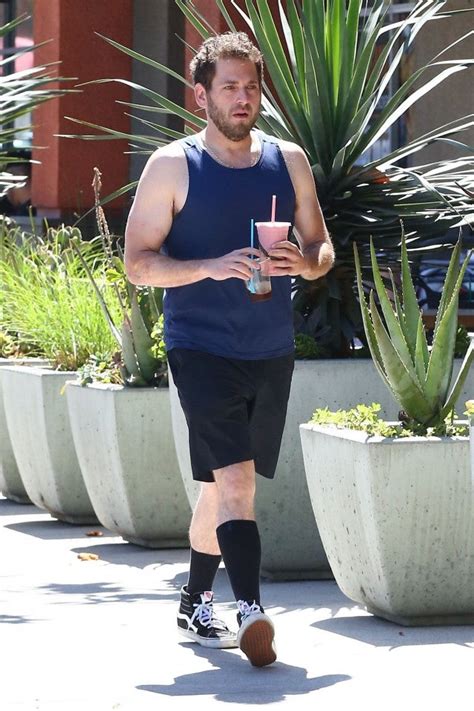 Jonah hill super toned gym buff muscular thighs stud he flexes upper leg needs days tatum channing tank rocked poked. Jonah Hill Shows O ff Slimmed-Down Figure While Heading to ...