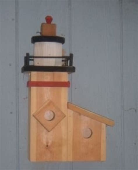 How to build an authentic 6 ft. How to Build a Lighthouse Birdhouse: Decorative Birdhouse ...