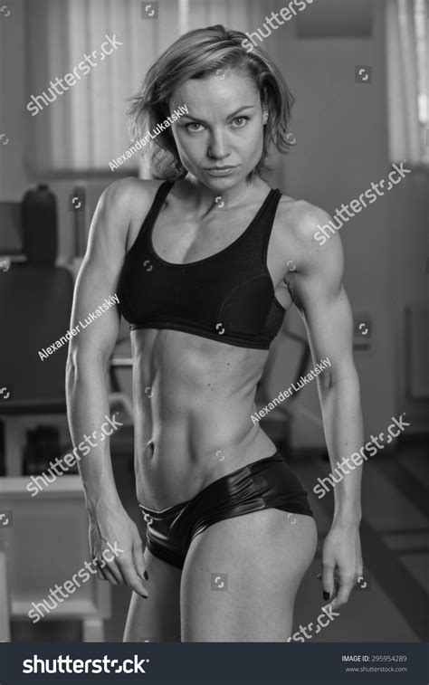 Girl Pumps Major Muscle Groups Gym Stock Photo Shutterstock