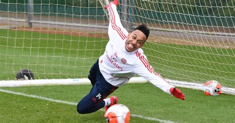 Behind The Scenes At London Colney As Arsenal Squad Return To Training