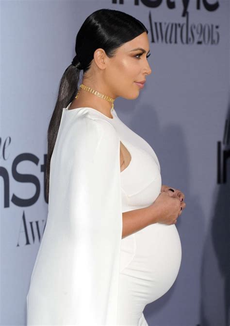 Kim Kardashian Showcases Baby Bump In Valentino At The Instyle Awards 2015
