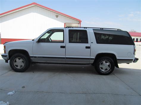 1997 Chevrolet Suburban Information And Photos Momentcar