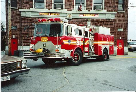 Fdny Squad 288 Mack Cf Queens Ny In 2022 Fdny Fire Trucks Cool Fire