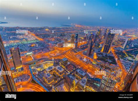 Downtown Dubai High Resolution Stock Photography And Images Alamy