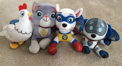 Paw Patrol Plush Pup Pals Robo Dog Cali Cat Chickaletta Chicken Super