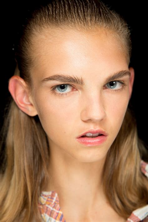 Unique Looking Models Who Are Changing Fashion Molly Bair Issa