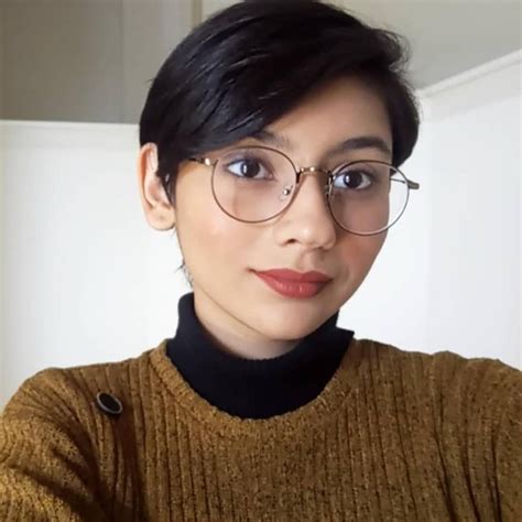Short Haired Beauty With Glasses Beautifulfemales
