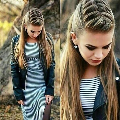 Dont Know What Headphones Have To Do With This Picbut Her Hair Is