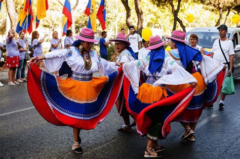 Bailes Tipicos Ecuatorianos Area De Cultura Fisica Da
