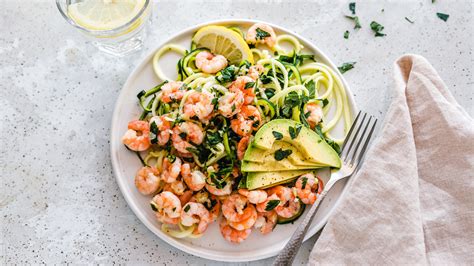 The spinach compliments the texture of the shrimp very nicely and. Keto Shrimp Scampi with Zucchini Noodles Recipe | Fresh n' Lean