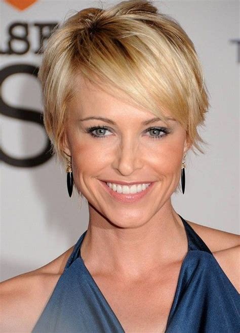 23 Cute Short Hairstyles With Bangs Styles Weekly