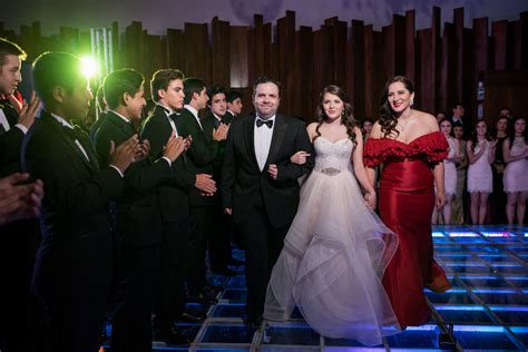 Como Presentar A Una Quinceañera En Su Fiesta Ideas Para Mis 15