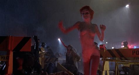 Nude Video Celebs Linnea Quigley Nude Return Of The Living Dead 1985