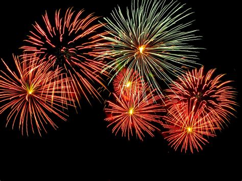 File:Fireworks - Adelaide Skyshow 2010.jpg - Wikipedia, the free ...