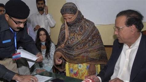 Pakistan Sc Acquits Christian Woman On Death Row Since 2010 For Blasphemy World News