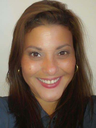 Sandra Martinez Larkins