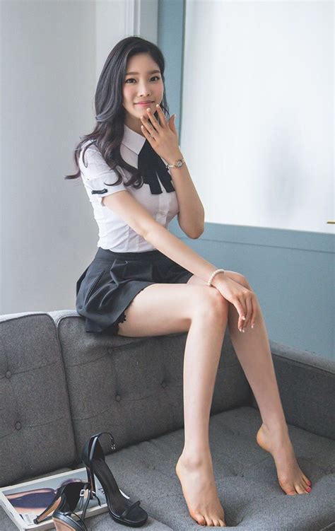 Oops Beautiful Asian Women Beautiful Legs Beauty Leg Asian Beauty Foto Portrait