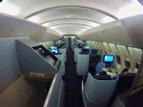 Review Klm Boeing 747 World Business Class Upper Upon Boarding