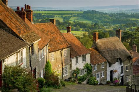 Evening At Gold Hill In Shaftesbury Dorset England Stock Photo