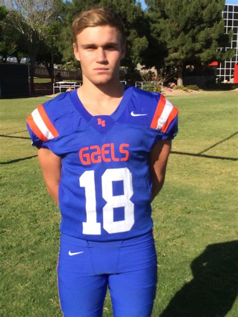 Tate Martell 2017 QB Tate Martell Maybe 5 10 190 But He Can Sure