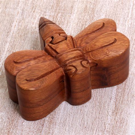 Dragonfly Handmade Indonesian Dragonfly Suar Wood Decorative Box In