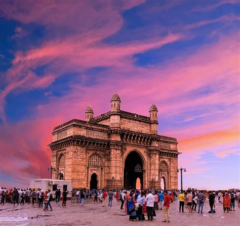 Roam Around The Top 7 Historical Monuments Of Mumbai